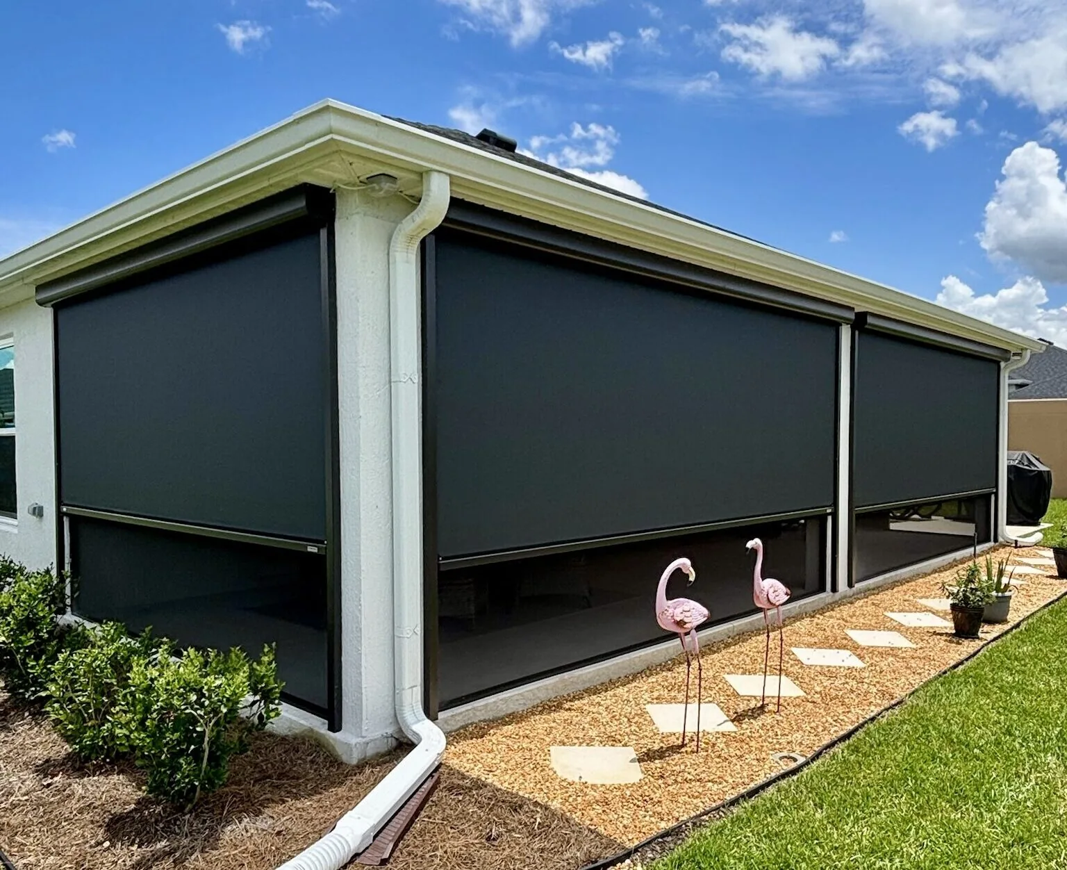 Exterior lanai autoshade installed in The Villages, Florida